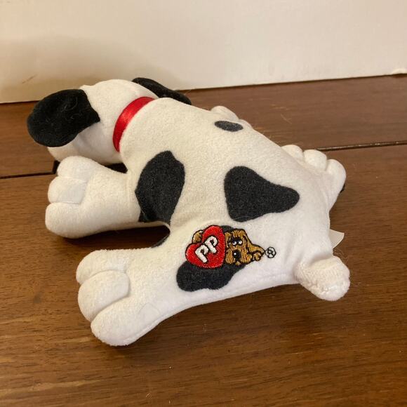 Vintage 80s Tonka White and Black Bulldog Pound Puppy Plush (1986) - Picture 2 of 3